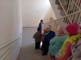 img (1)